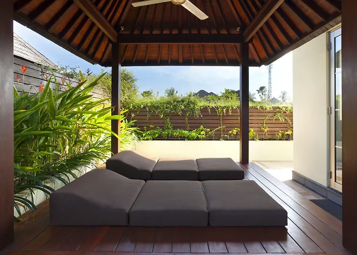 Villa Sun Island Boutique &