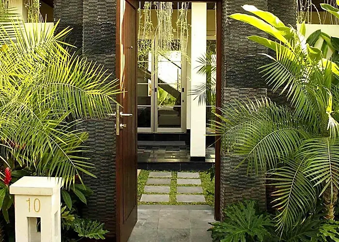 Sun Island Boutique & Villa