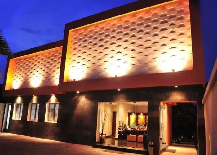 Sun Island Boutique & Seminyak (Bali)