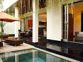 Sun Island Boutique & Villa *