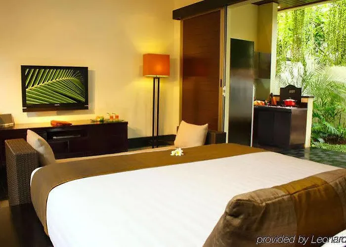 Villa Sun Island Boutique &