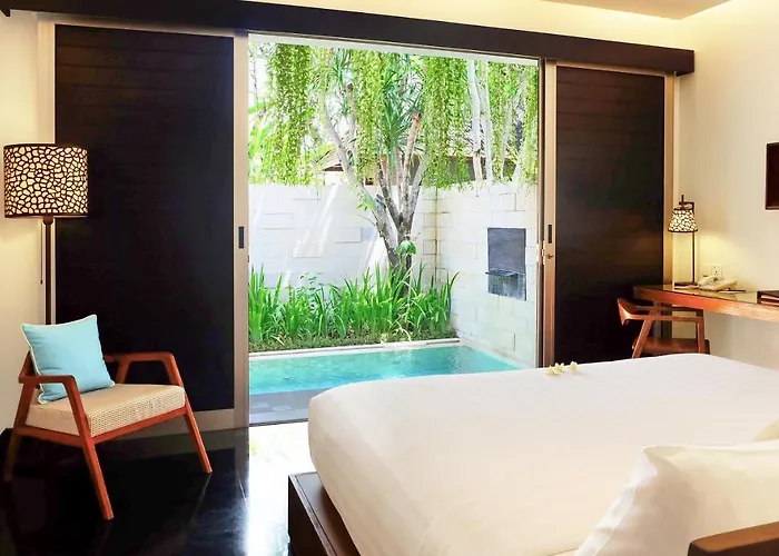 Sun Island Boutique & Villa